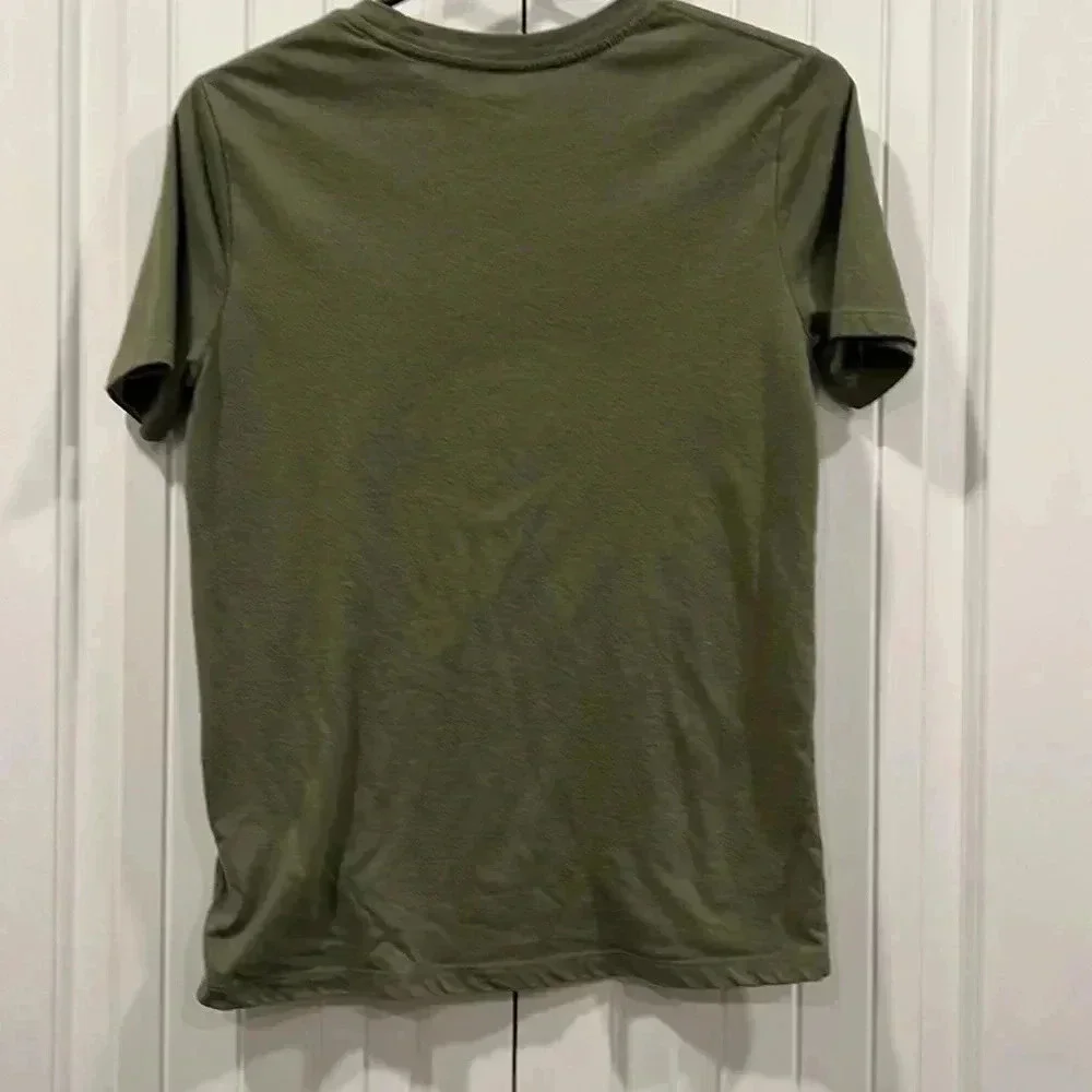 Old Navy Tshirt